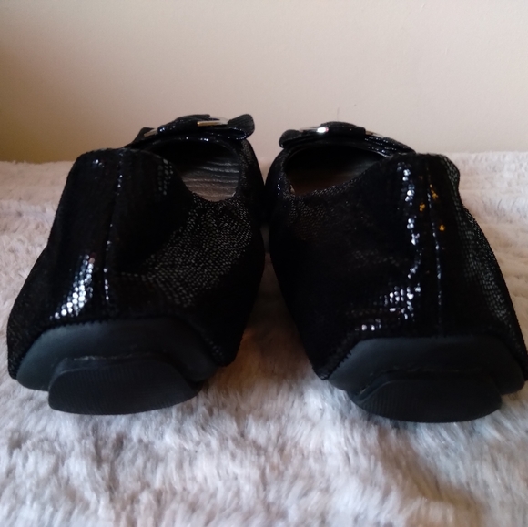 Me Too Flats with Bowtie - Picture 4 of 6